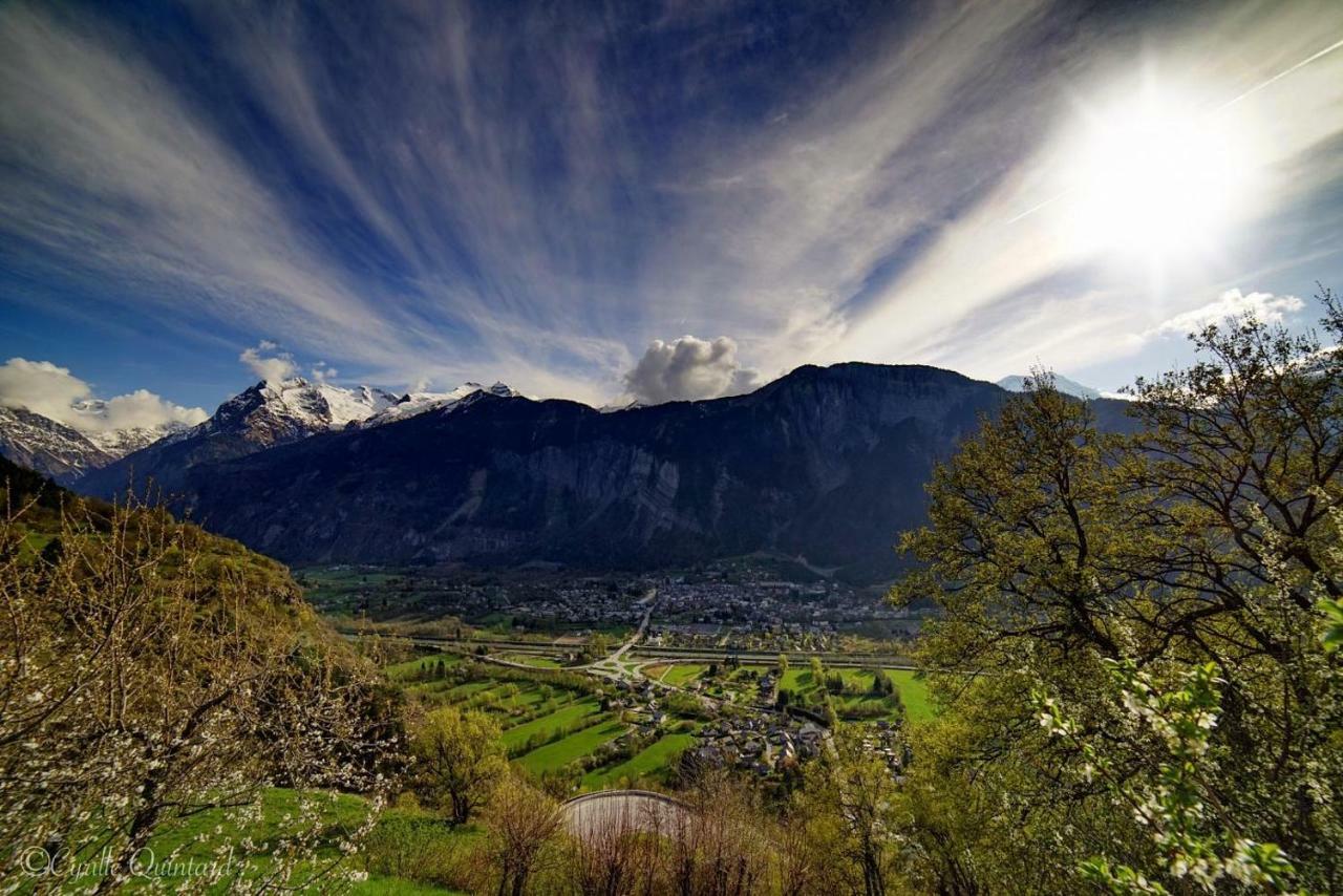 Les Lys Oranges Lägenhet Le Bourg-dʼOisans Exteriör bild