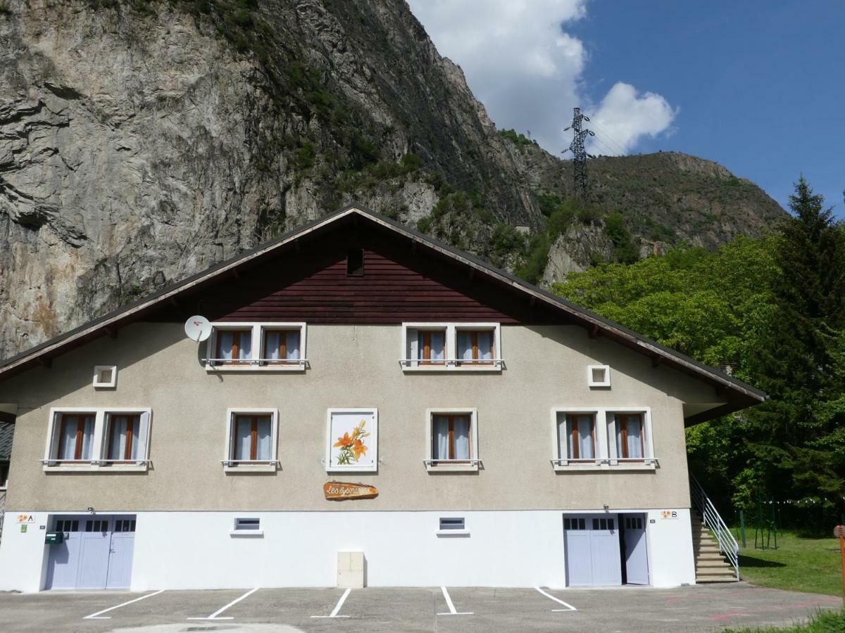 Les Lys Oranges Lägenhet Le Bourg-dʼOisans Exteriör bild