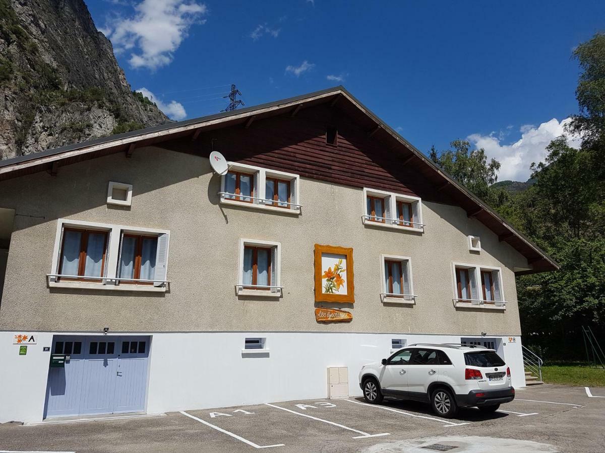 Les Lys Oranges Lägenhet Le Bourg-dʼOisans Exteriör bild