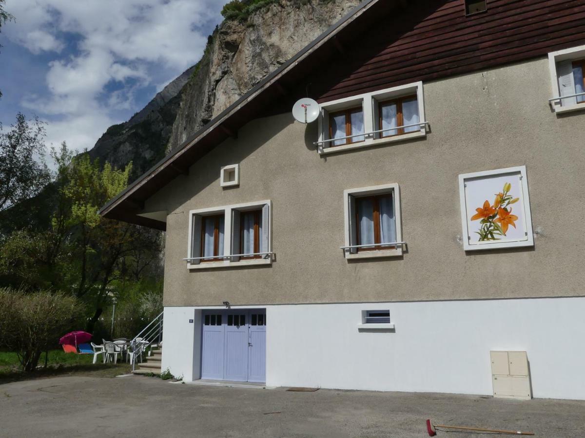 Les Lys Oranges Lägenhet Le Bourg-dʼOisans Exteriör bild